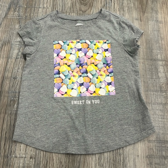 🦄5/25 Sweetheart Tshirt - Picture 1 of 4